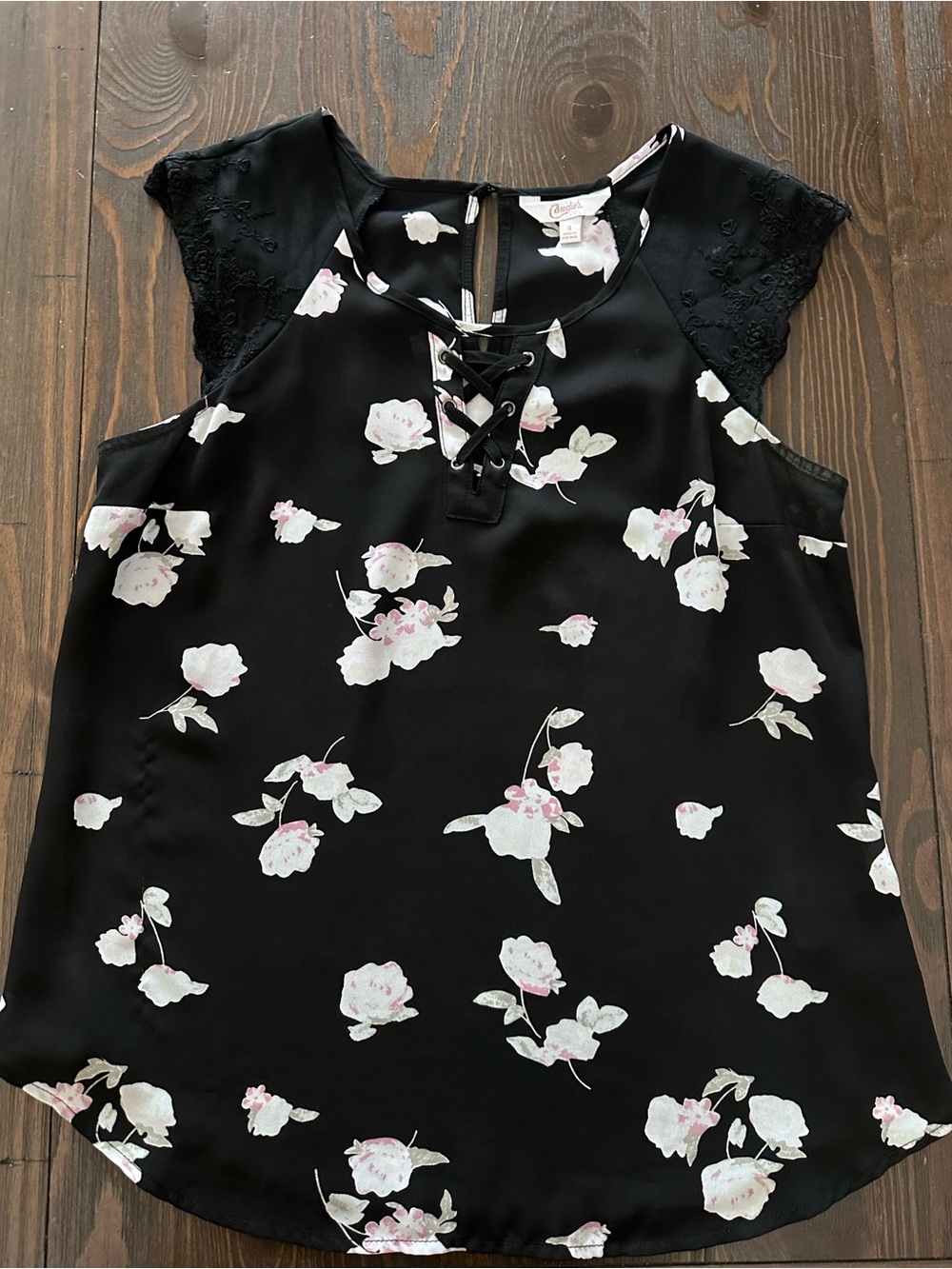 Black Floral Lace-Trim Sleeveless Top